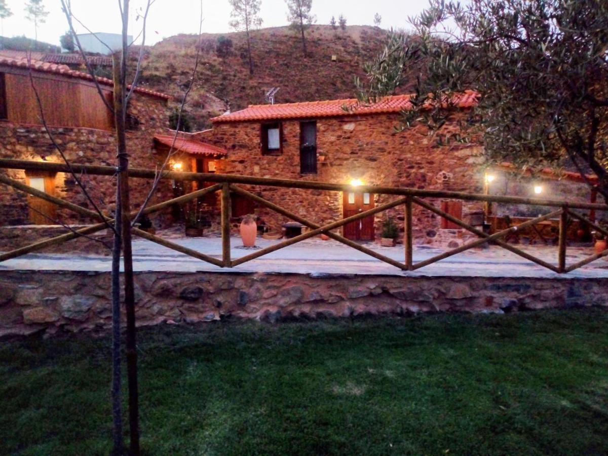 Villa Refúgio Do Raposo/Casa Deneb  Montes da Senhora Esterno foto